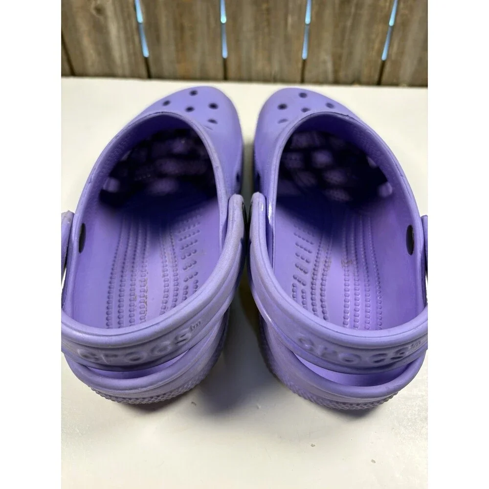Crocs Classic Clog Kids Mens 4 / Women’s 6 Purple Slip-On Comfort Shoes